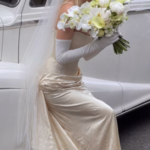 WEDDING BOUQUET W16