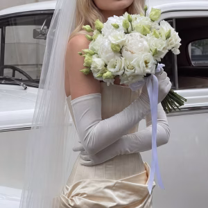WEDDING BOUQUET W12
