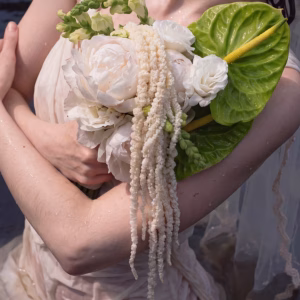 WEDDING BOUQUET W61