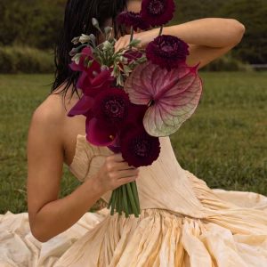 WEDDING BOUQUET W82